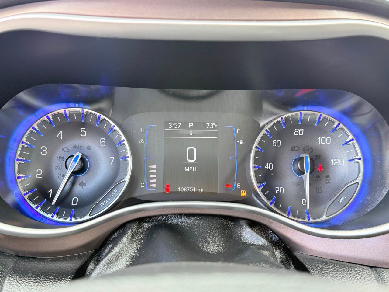 Used 2021 Chrysler Voyager Lxi FWD image 23