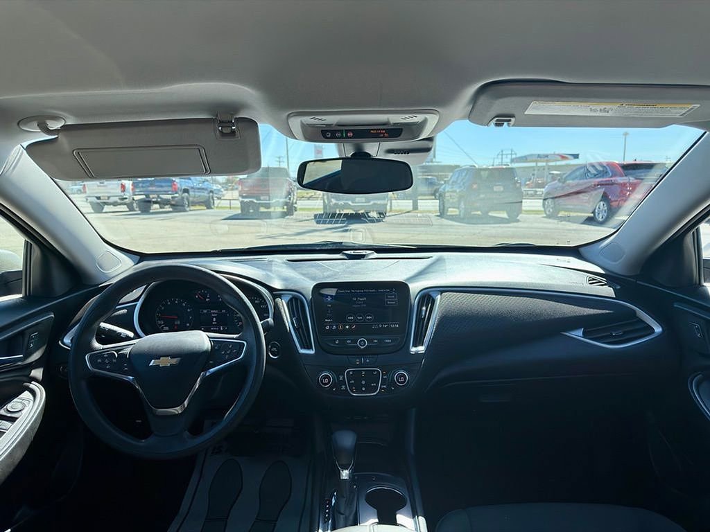 Used 2024 Chevrolet Malibu LT image 14