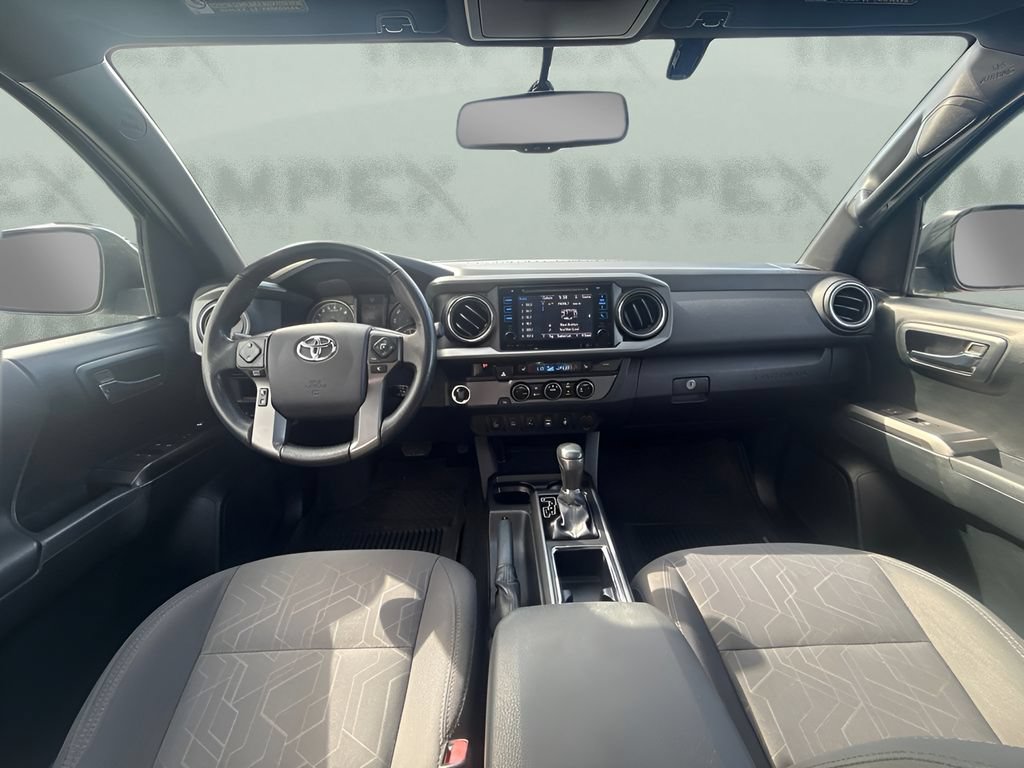 Used 2016 Toyota Tacoma SR5 RWD image 8
