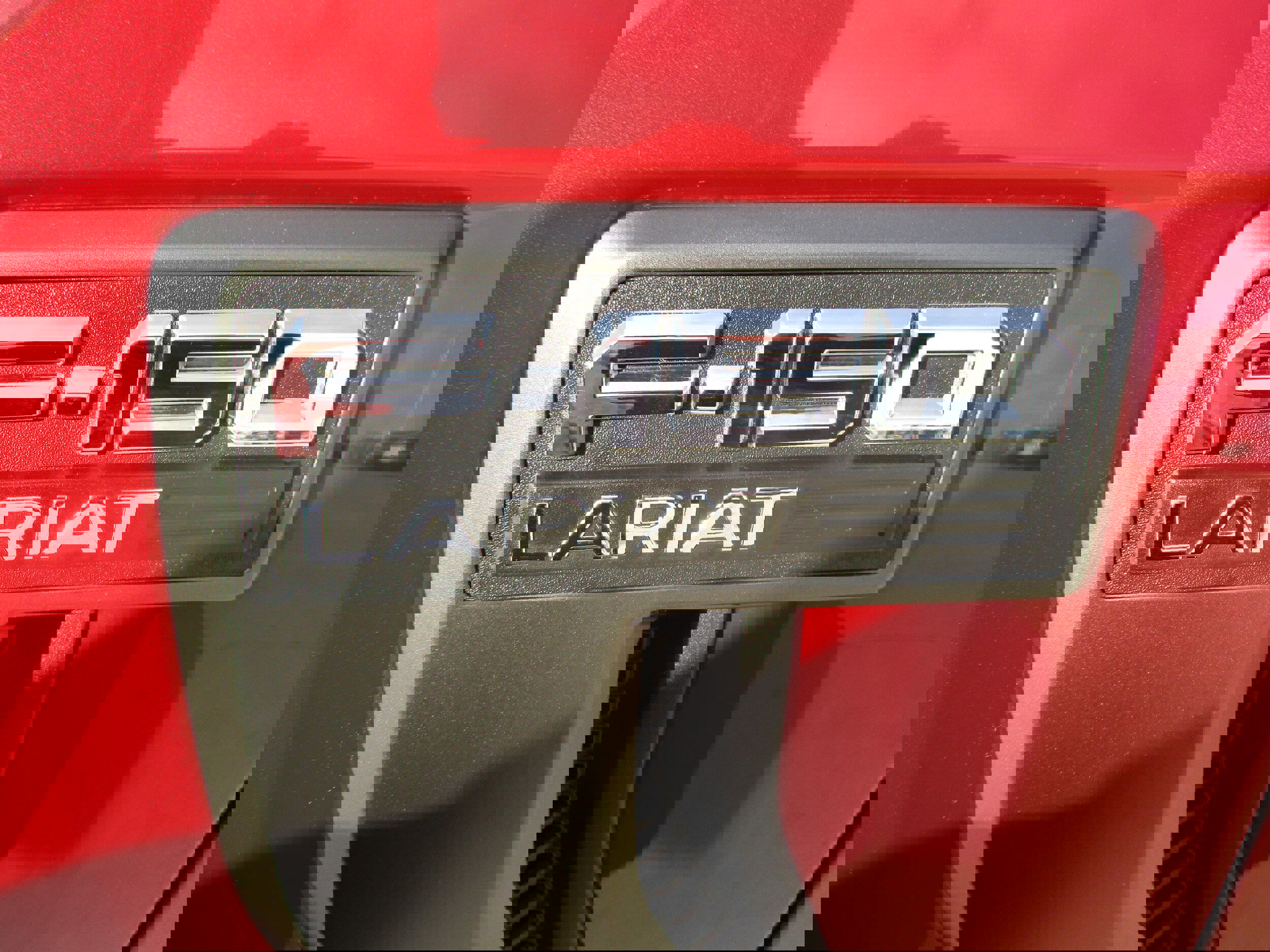 Used 2023 Ford F150 Lariat w/ Equipment Group 502A High image 15