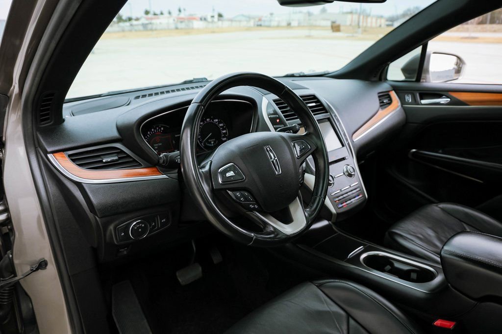 Used 2017 Lincoln MKC Reserve image 17