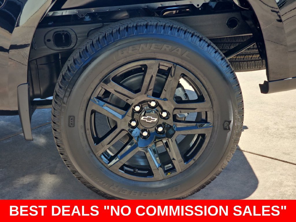 New 2026 Chevrolet Silverado 1500 Custom w/ LPO, Dark Essentials Package RWD image 36