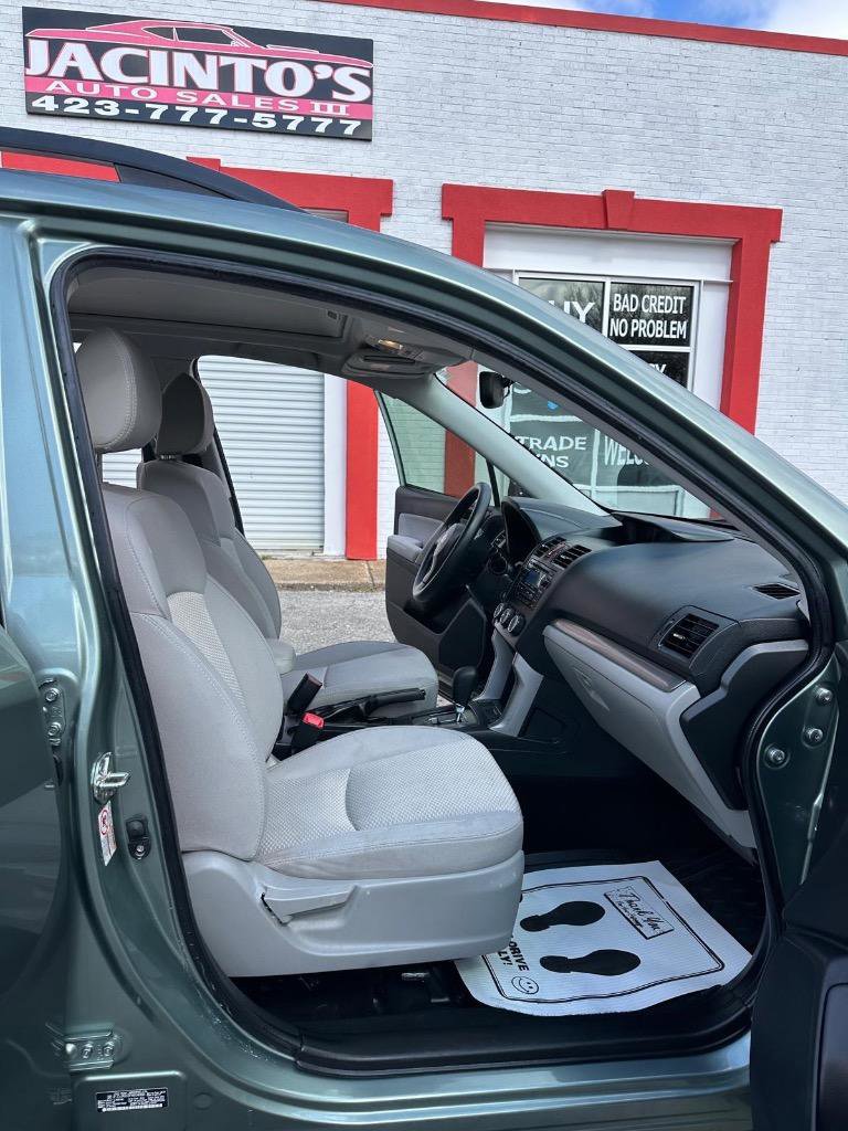 Used 2015 Subaru Forester 2.5i Premium w/ Popular Package #2 image 25
