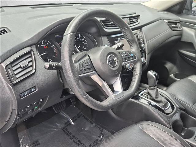 Used 2020 Nissan Rogue SL w/ Premium Package FWD image 10