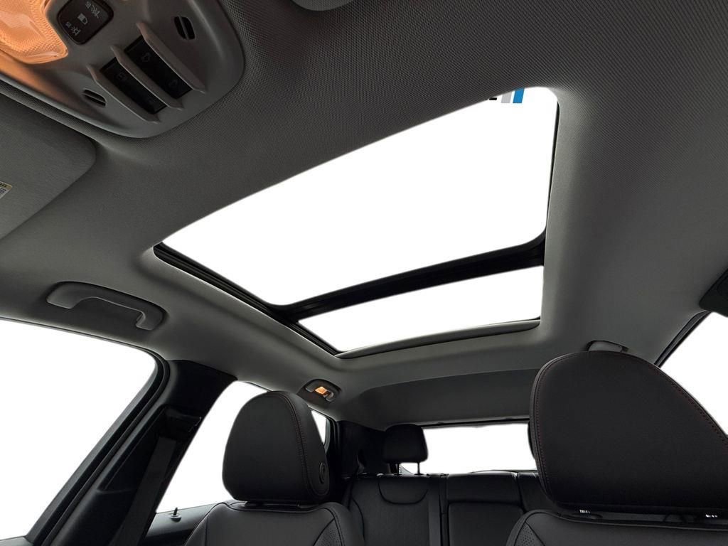 Used 2023 Chevrolet Bolt EUV Premier w/ Sun & Sound Package image 44