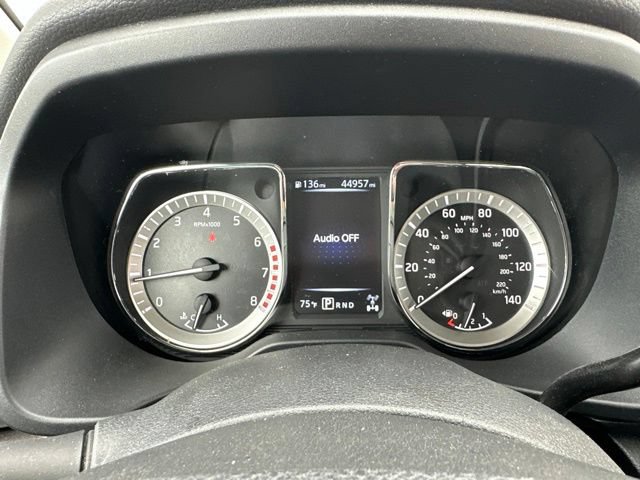 Used 2018 Nissan Titan SV AWD/4WD image 15