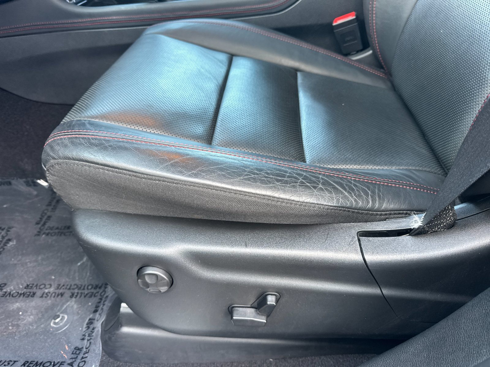 Used 2025 Dodge Durango GT AWD/4WD image 13