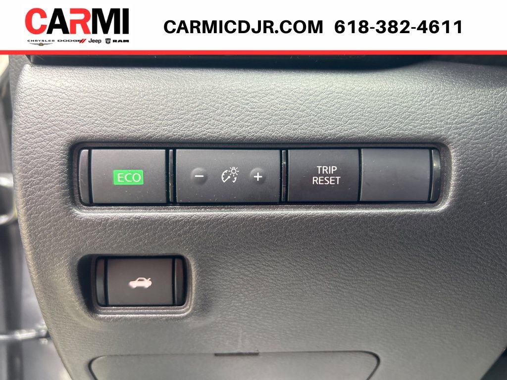 Used 2022 Nissan Sentra SV image 13
