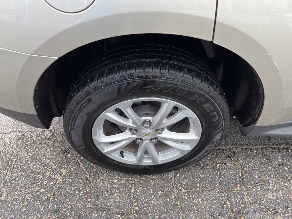 Used 2016 Chevrolet Equinox LT w/ Convenience Package image 30