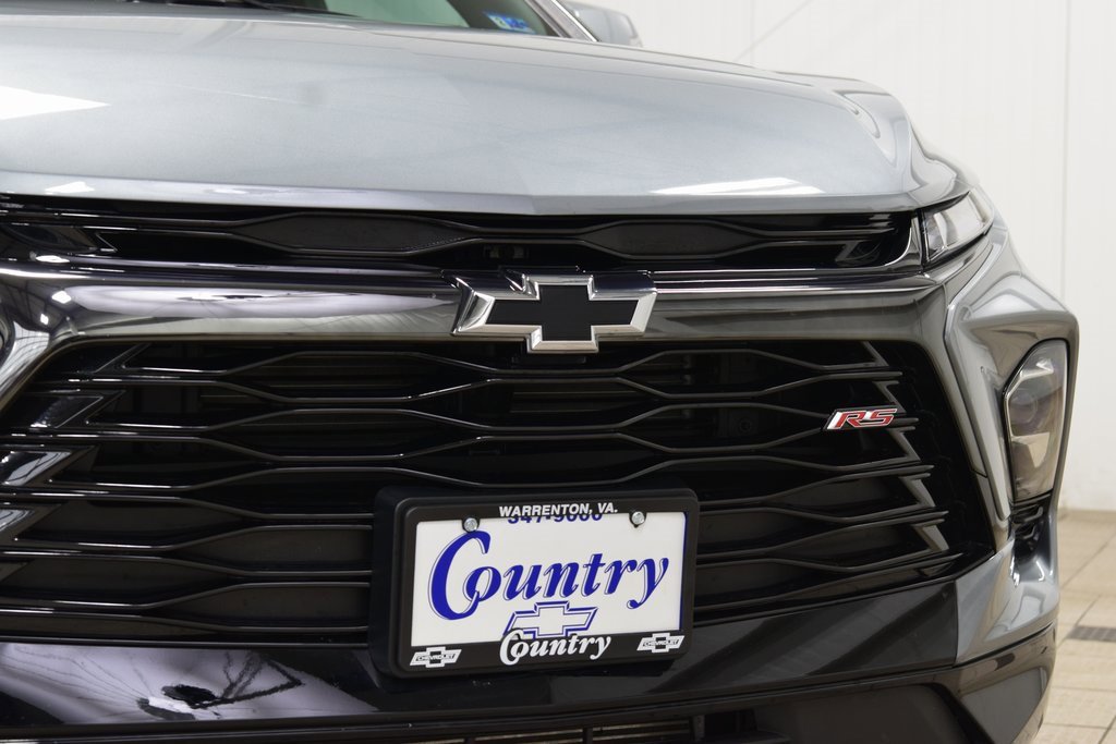 Used 2024 Chevrolet Blazer RS w/ Enhanced Convenience Package image 11