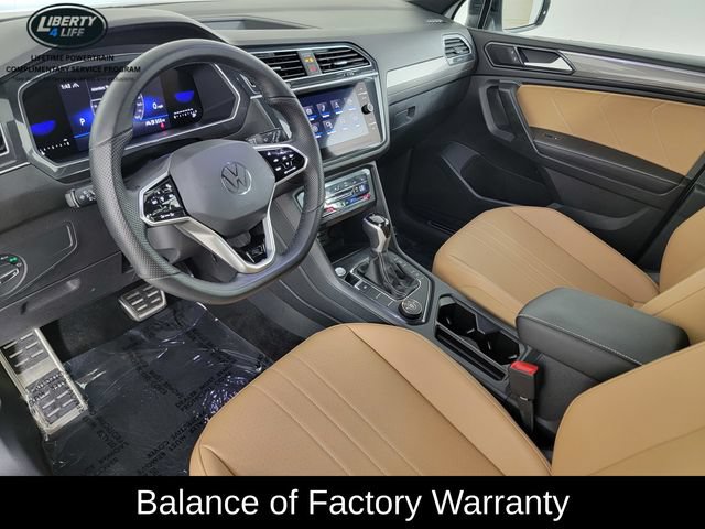 Used 2023 Volkswagen Tiguan SE R-Line AWD/4WD image 12