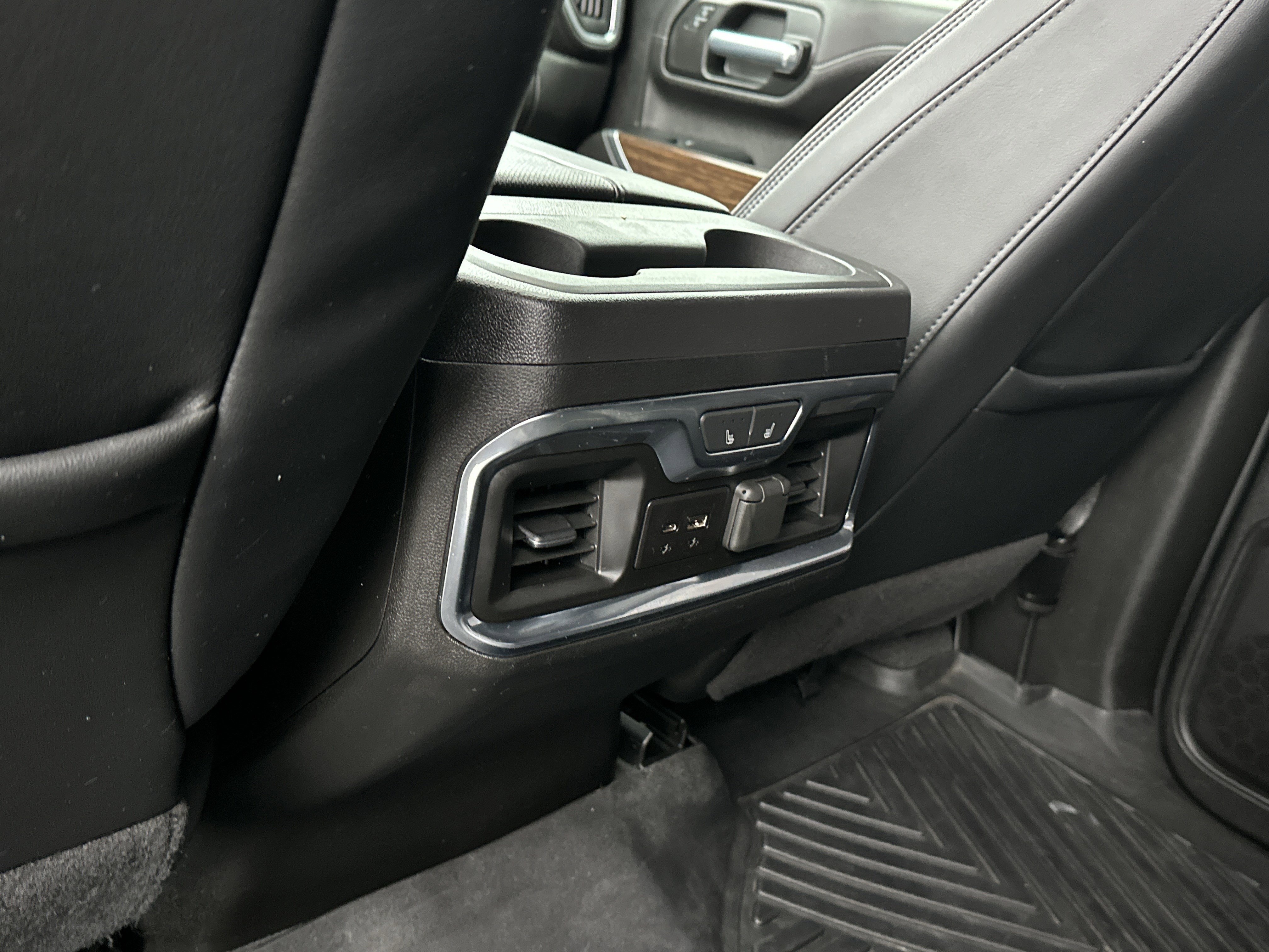 Used 2023 Chevrolet Silverado 3500 High Country w/ Z71 Off-Road Package image 13