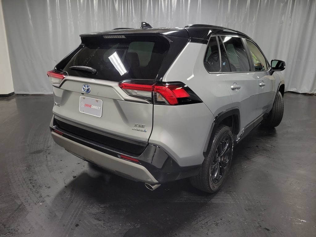 Used 2024 Toyota RAV4 XSE AWD/4WD image 8
