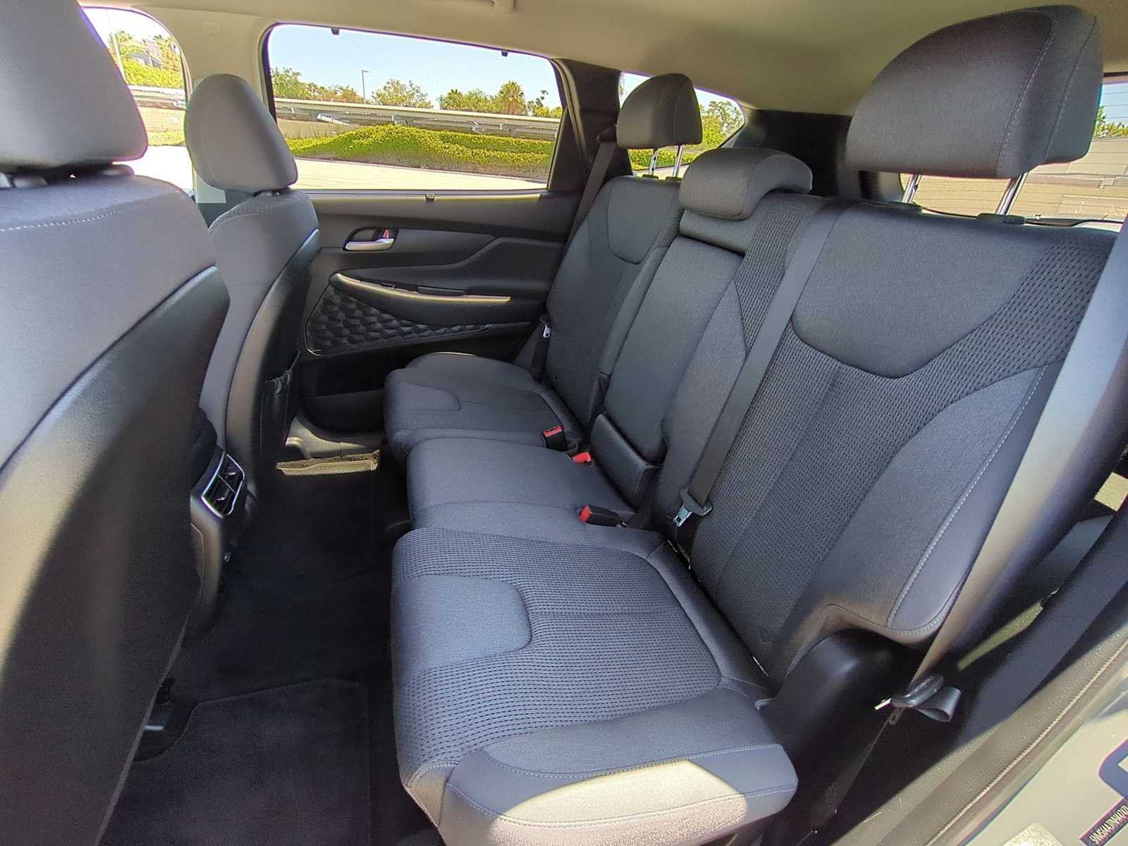 Used 2022 Hyundai Santa Fe XRT FWD image 23