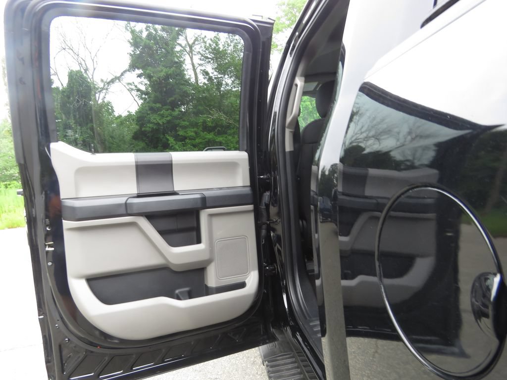 Used 2018 Ford F150 XL w/ Equipment Group 101A Mid AWD/4WD image 18