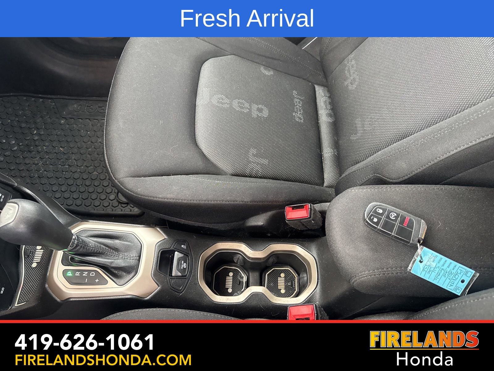 Used 2017 Jeep Renegade Latitude w/ Popular Equipment Group image 23