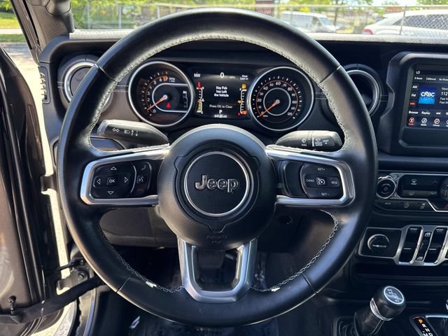 Used 2018 Jeep Wrangler Unlimited Sahara AWD/4WD image 27