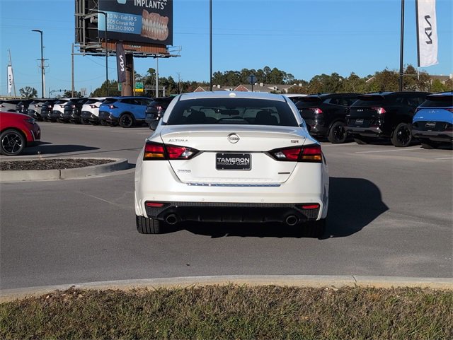 Used 2023 Nissan Altima 2.0 SR image 4