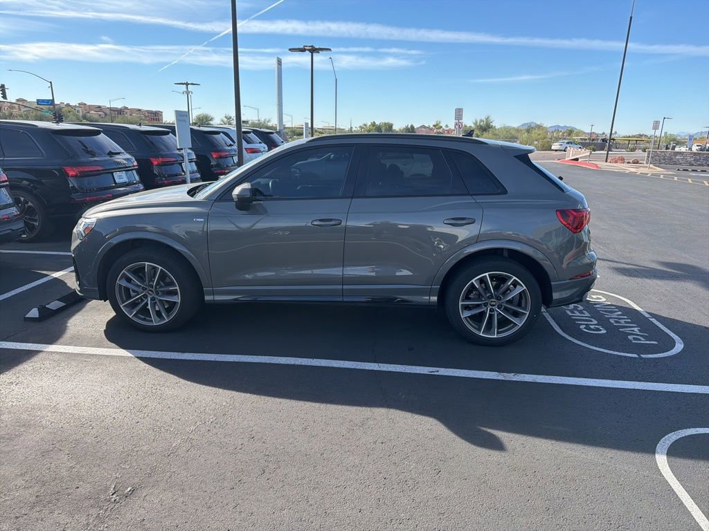 Used 2021 Audi Q3 2.0T Premium Plus AWD/4WD image 7