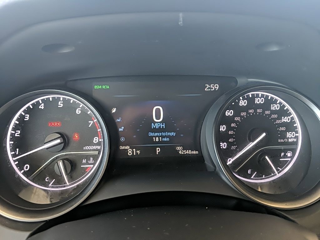 Used 2023 Toyota Camry SE w/ Cold Weather Package image 25