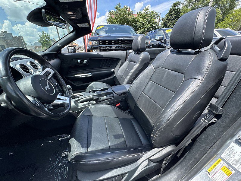 Used 2023 Ford Mustang Premium image 16