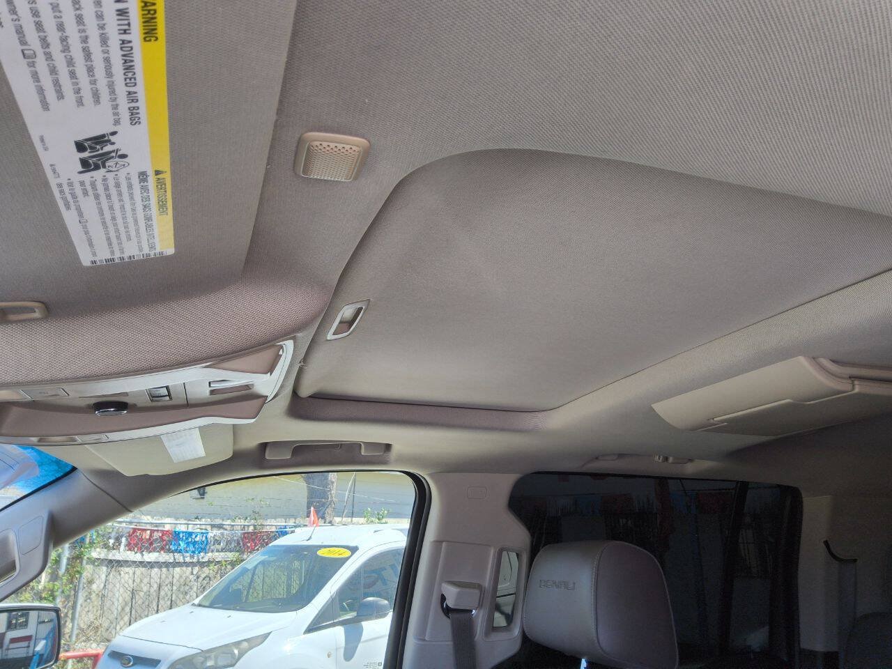 Used 2015 GMC Yukon XL Denali w/ Touring Package RWD image 13