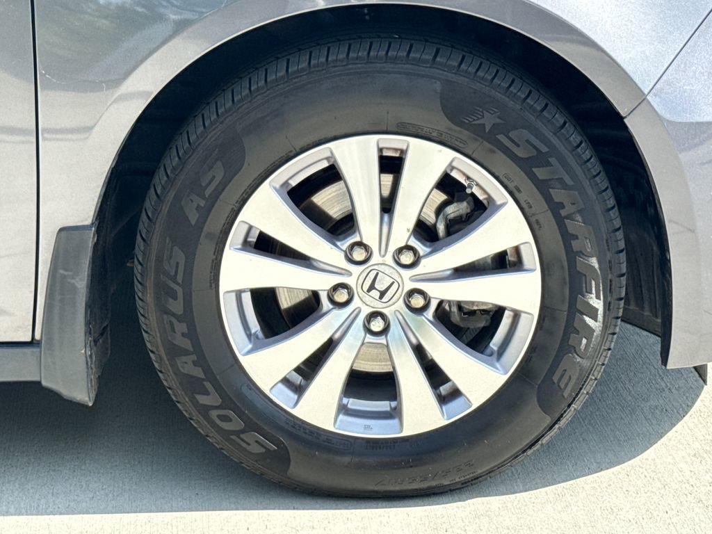 Used 2015 Honda Odyssey EX image 10