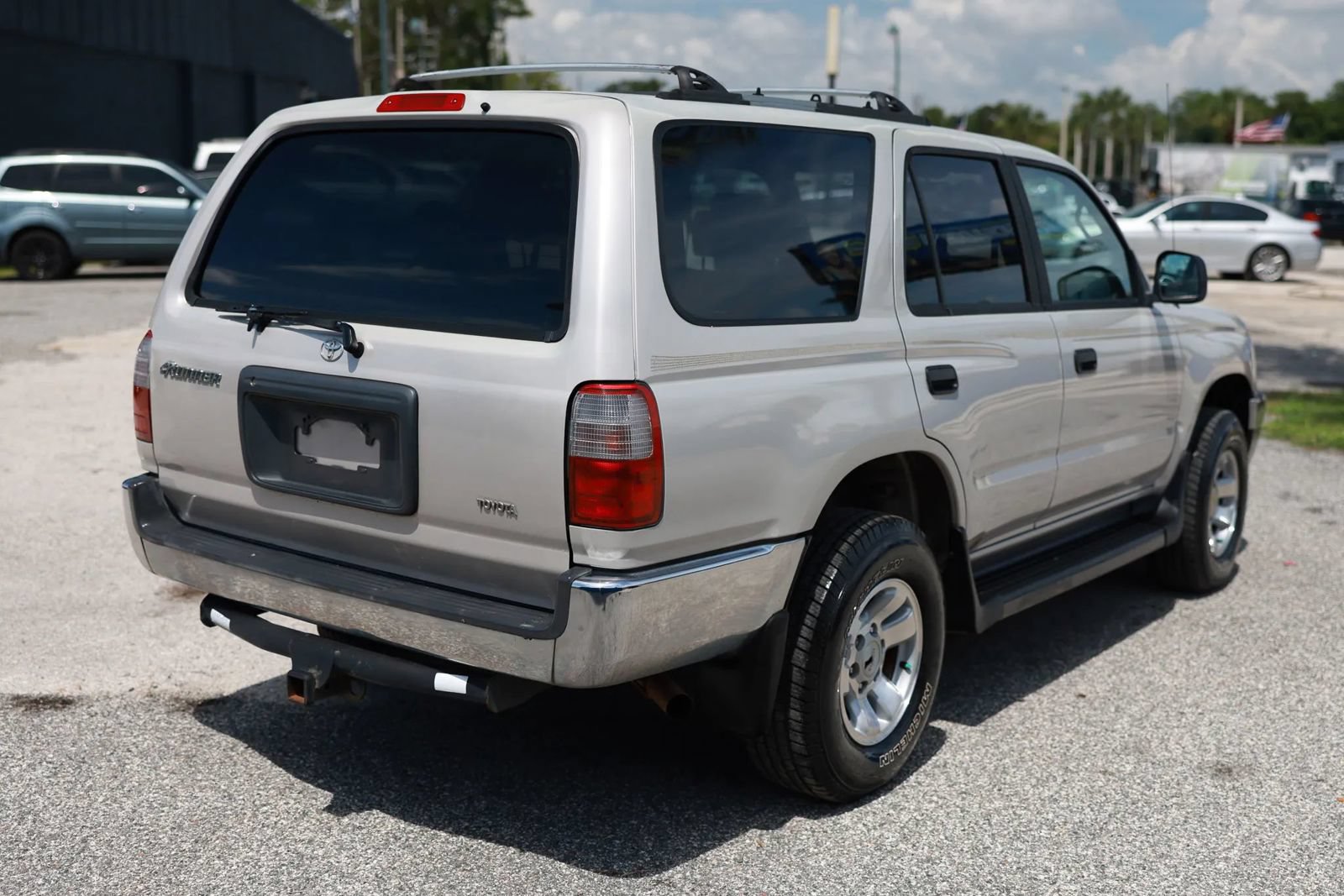 Used 2000 Toyota 4Runner 2WD w/ Upgrade Value Pkg 1 image 7
