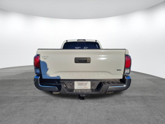 Used 2023 Toyota Tacoma TRD Off-Road image 7