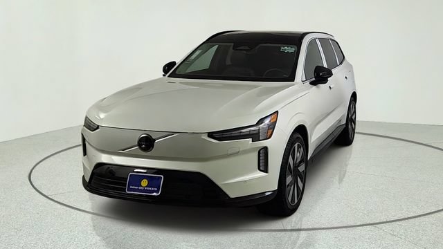 New 2026 Volvo EX90 Ultra AWD/4WD image 2