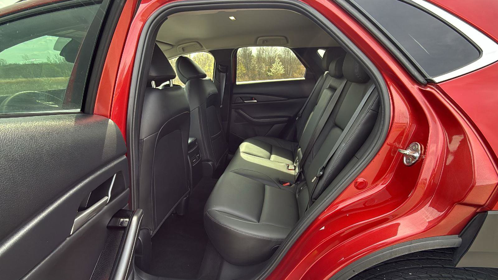 Certified 2024 MAZDA CX-30 AWD 2.5 S w/ Select Sport Pkg image 22