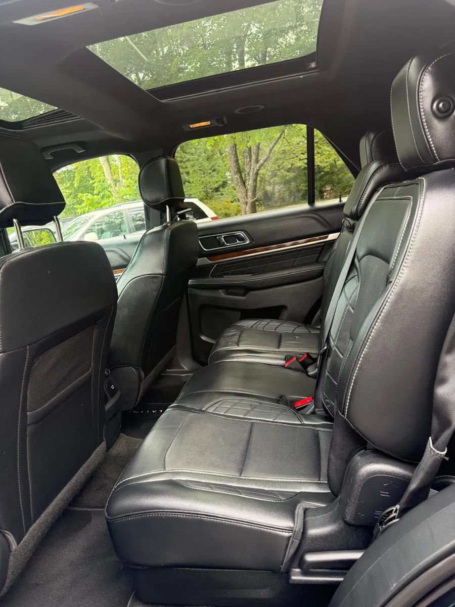 Used 2016 Ford Explorer Platinum AWD/4WD image 21