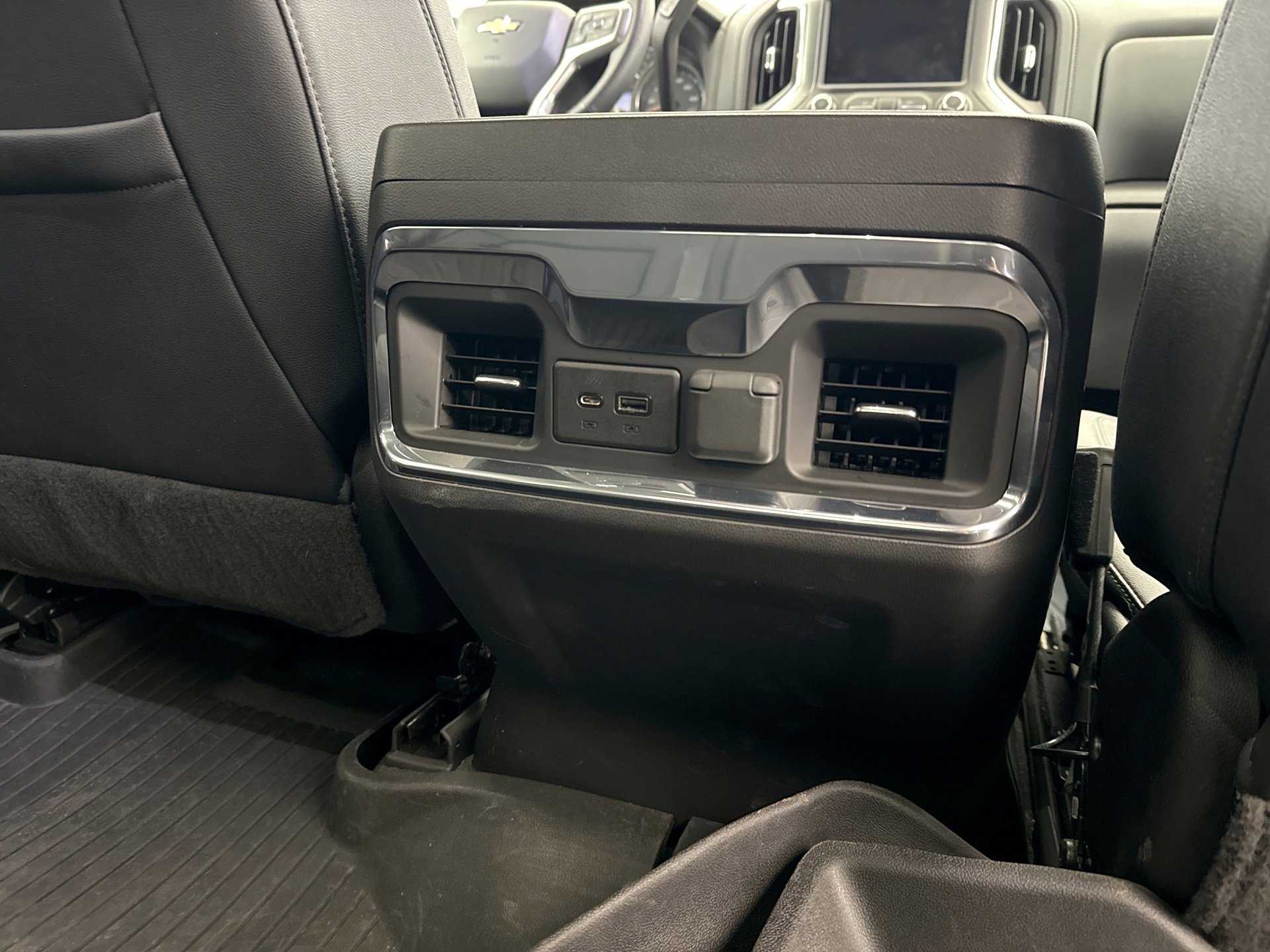 Used 2022 Chevrolet Silverado 1500 LTZ image 19