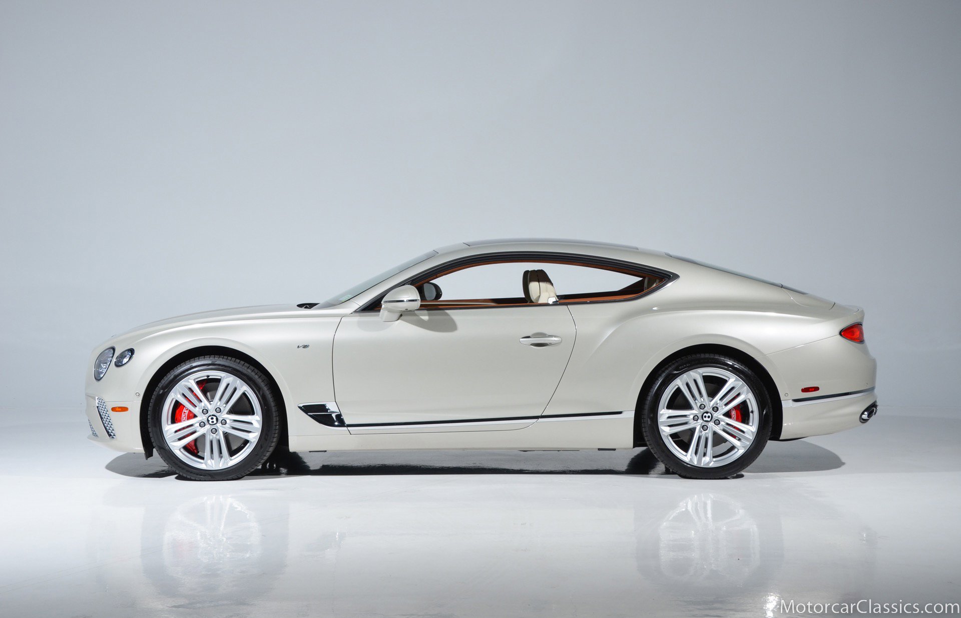 Used 2022 Bentley Continental GT image 9