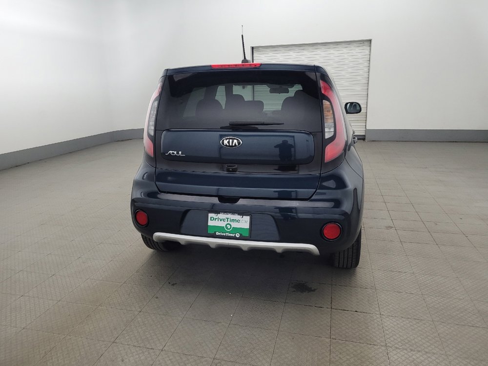 Used 2018 Kia Soul + FWD image 7
