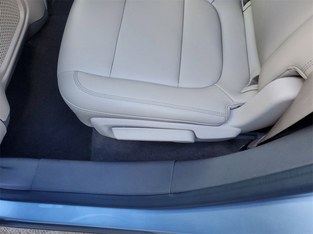 Used 2022 Lincoln Corsair FWD image 13