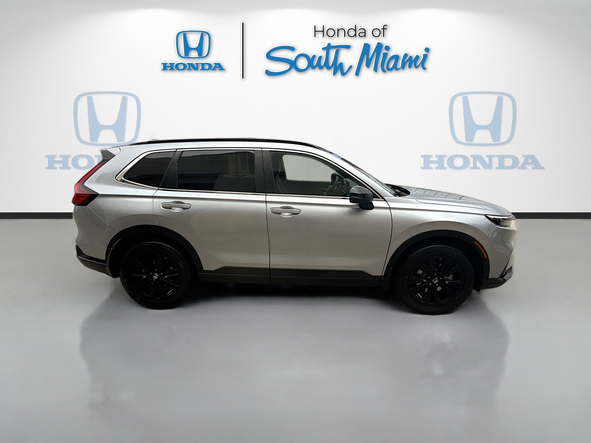 Used 2024 Honda CR-V Sport Touring image 8