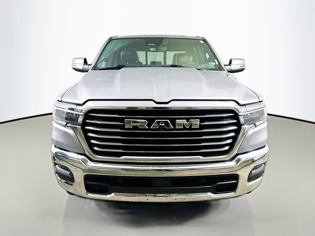 Used 2025 RAM 1500 Laramie video 2
