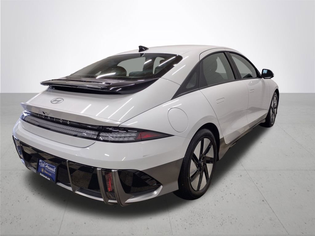 Used 2025 Hyundai Ioniq 6 SE image 14
