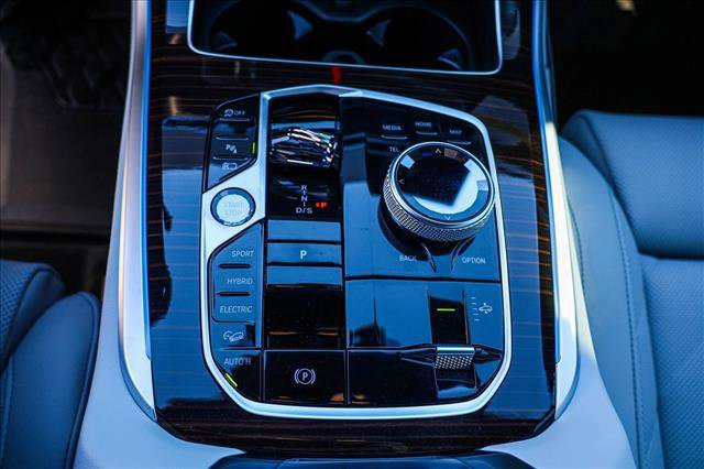 New 2026 BMW X5 xDrive50e w/ Executive Package image 18