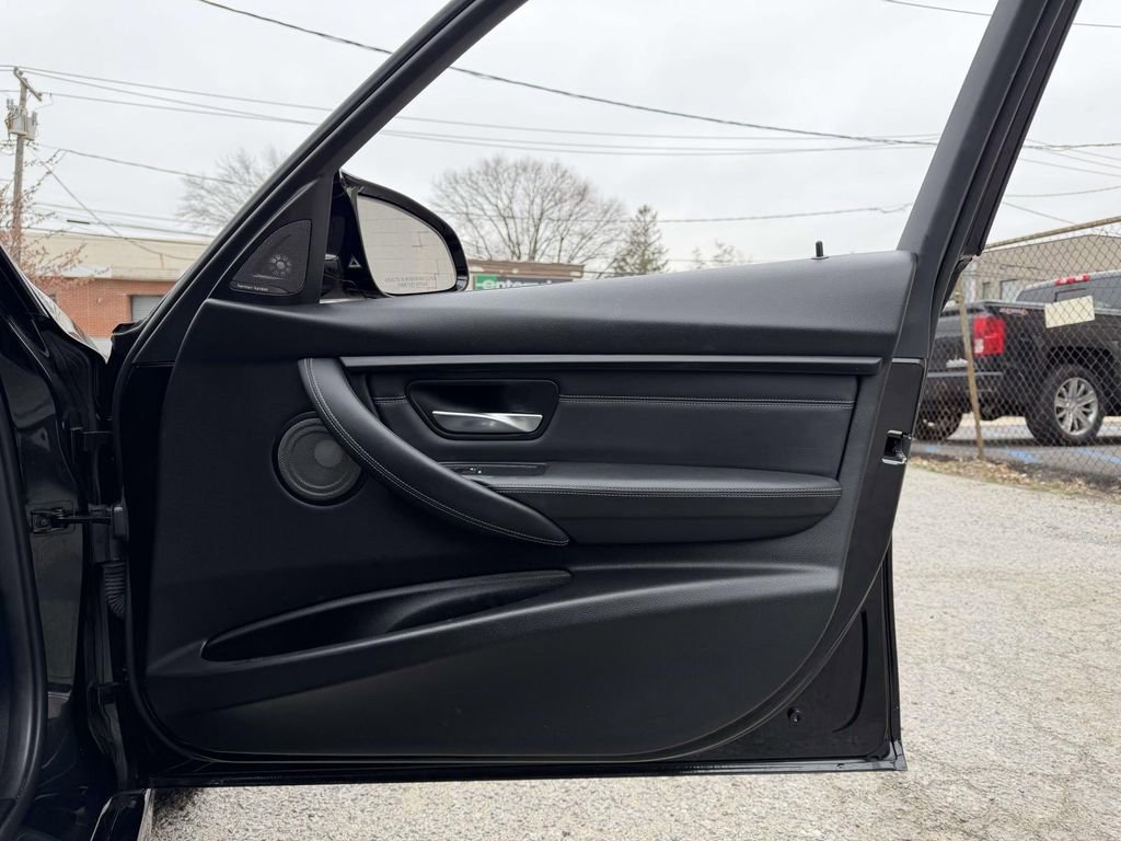 Used 2018 BMW M3 w/ Executive Package image 13