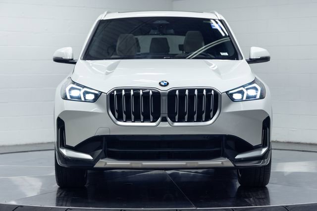 Used 2025 BMW X1 xDrive28i w/ Technology Package image 5