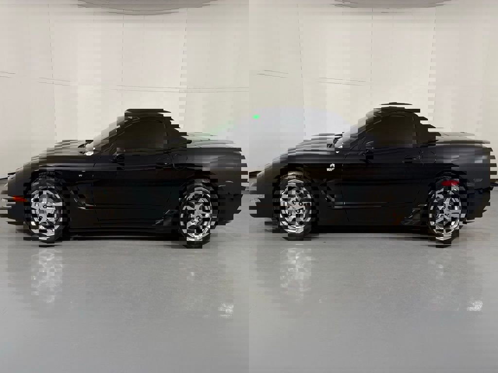 Used 2003 Chevrolet Corvette Convertible w/ Preferred Equipment Group1 image 8