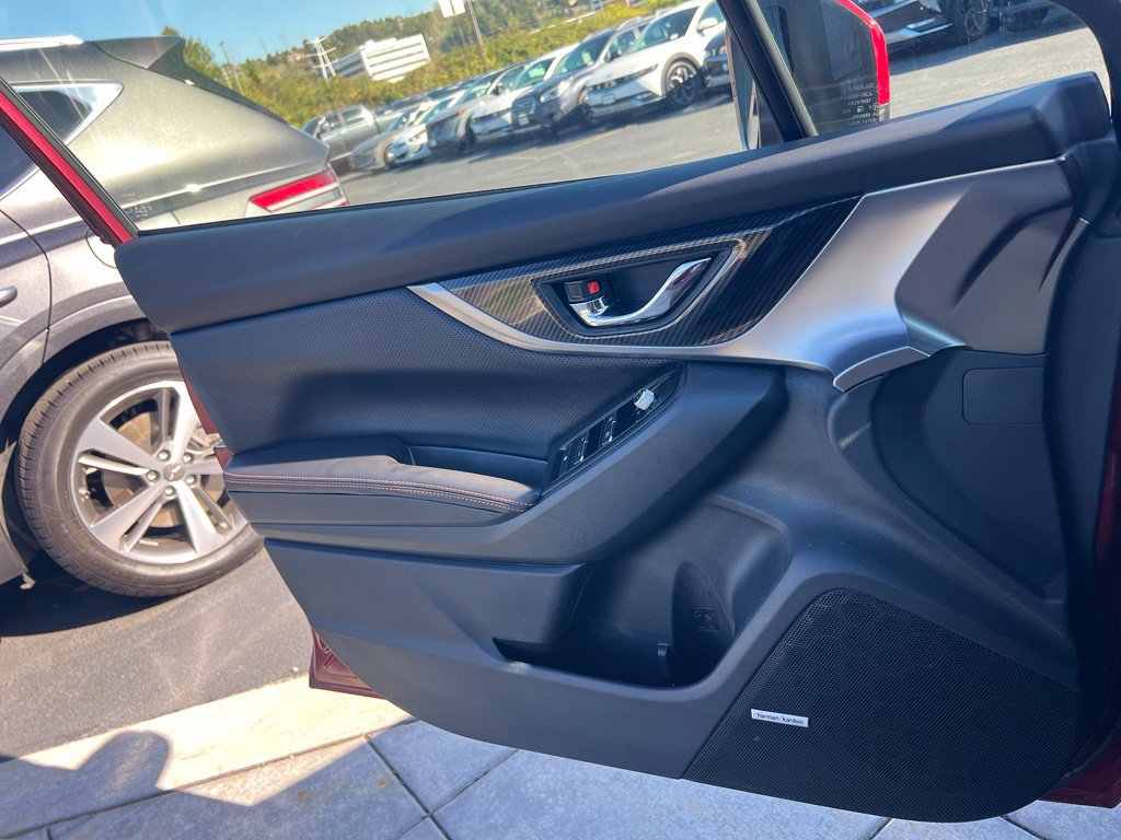 Used 2019 Subaru Crosstrek 2.0i Limited w/ Moonroof Package w/Navigation AWD/4WD image 19
