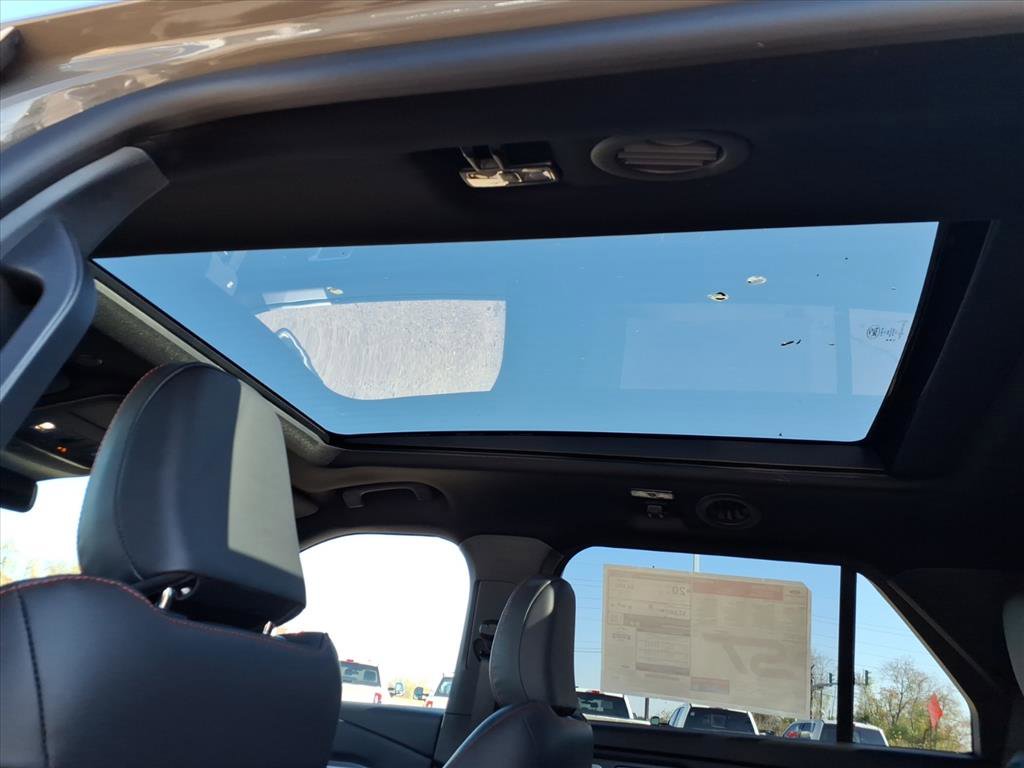 New 2026 Ford Explorer ST w/ Sun And Sound Package image 9