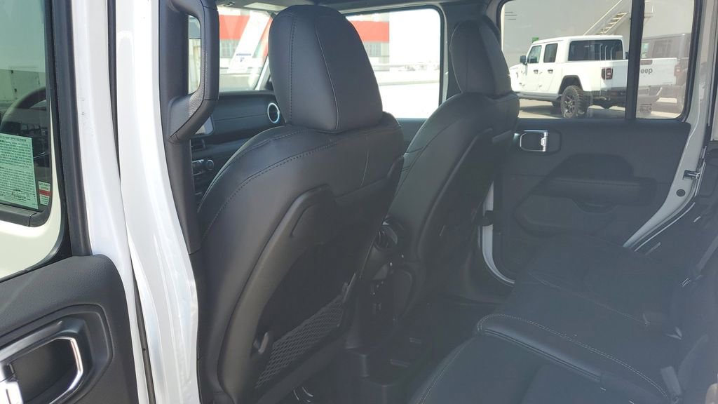 New 2025 Jeep Wrangler Sahara image 17