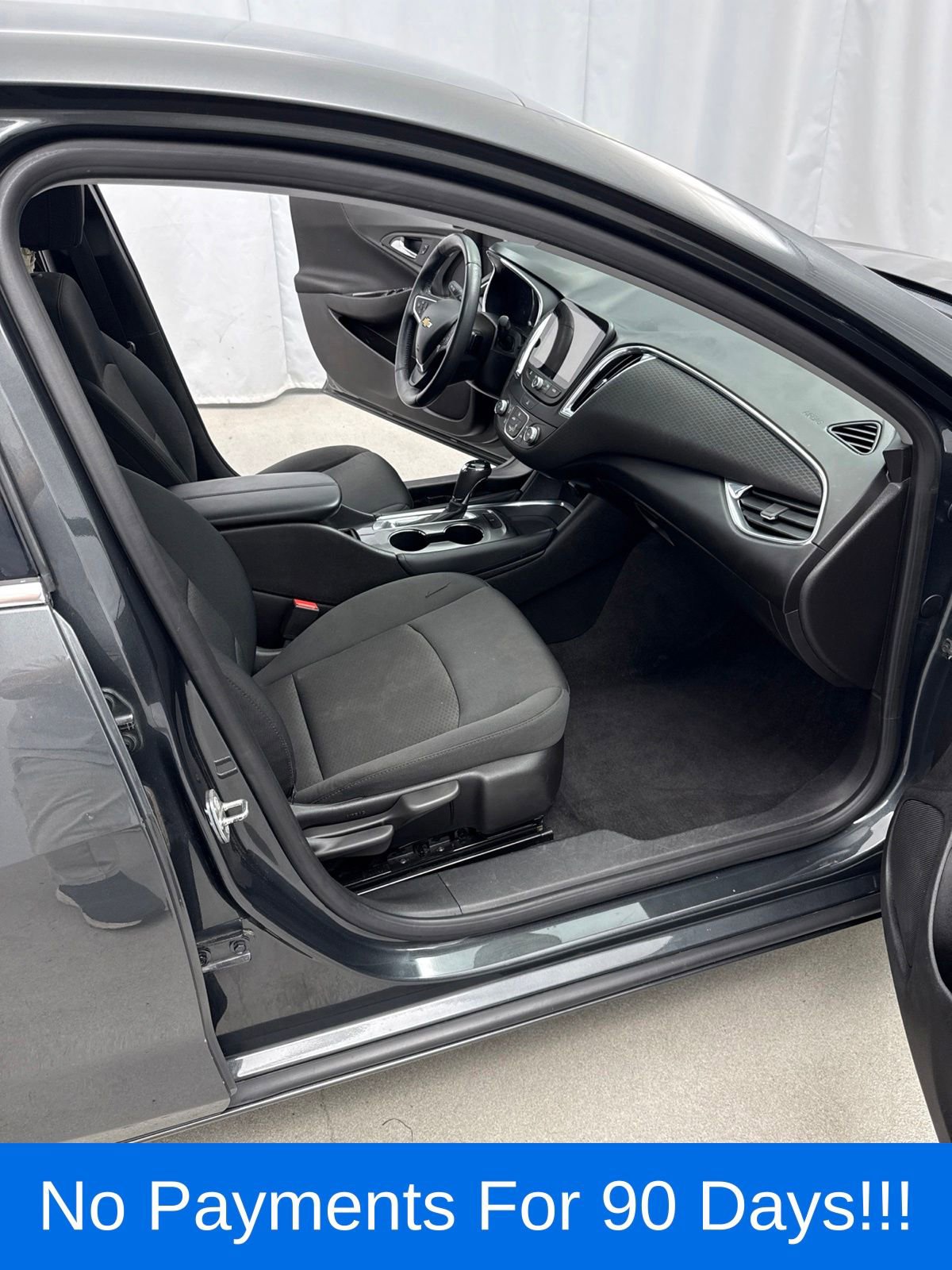 Used 2016 Chevrolet Malibu LT FWD image 24