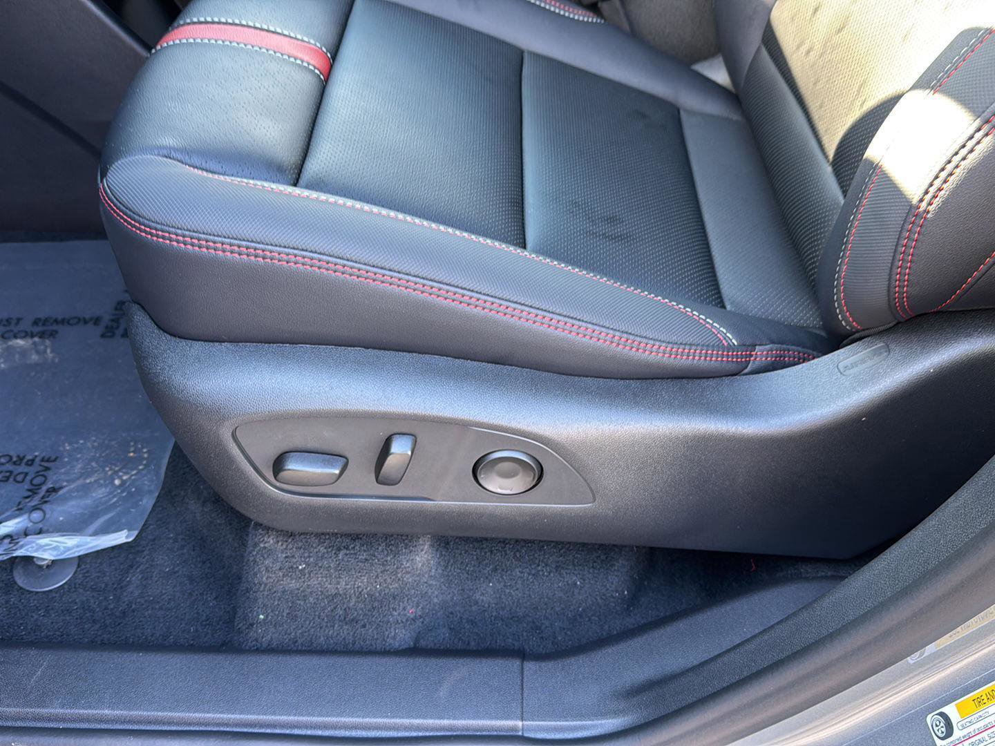 New 2026 Chevrolet Traverse RS image 28