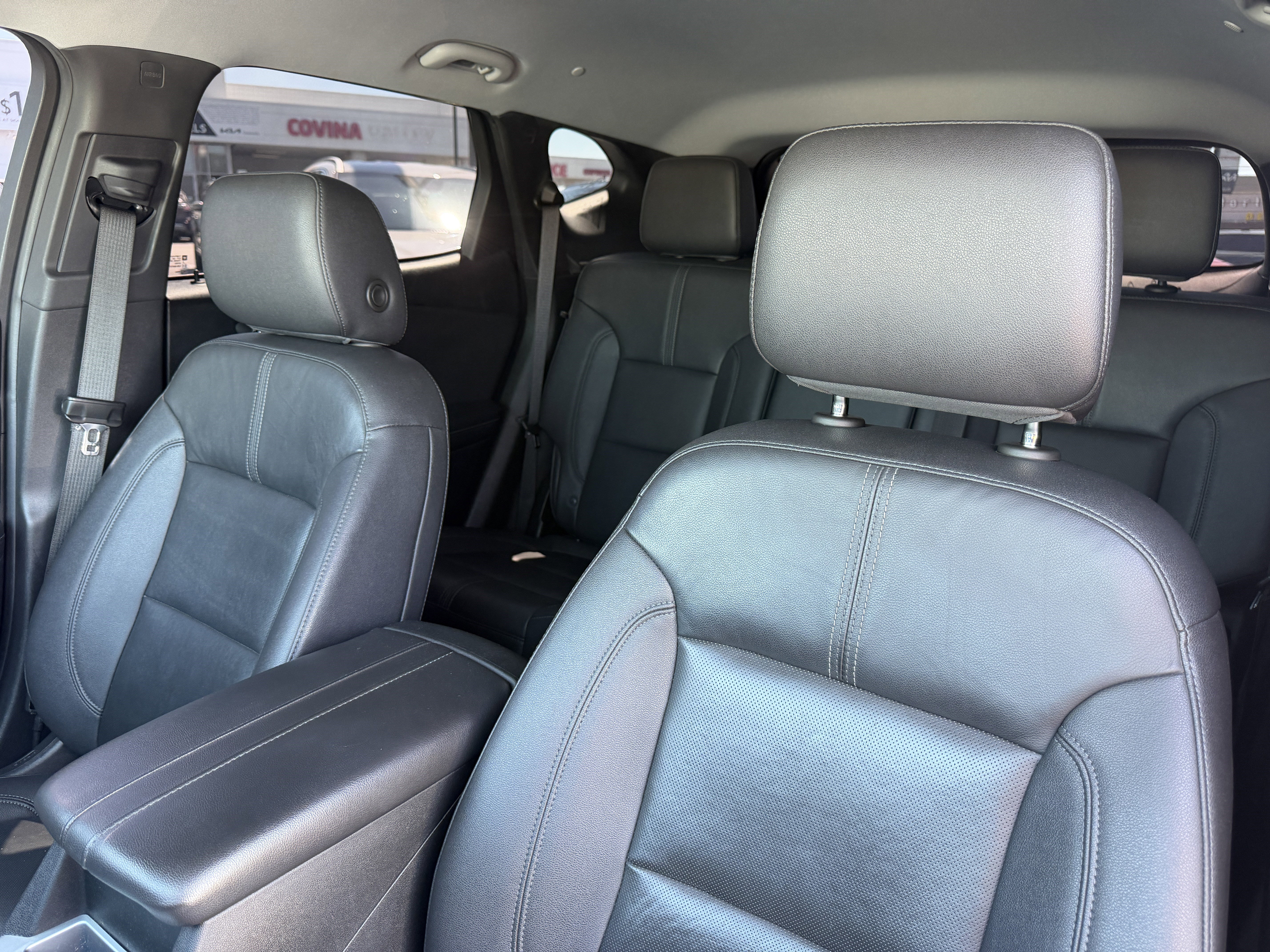 Used 2022 Chevrolet Blazer LT FWD image 17