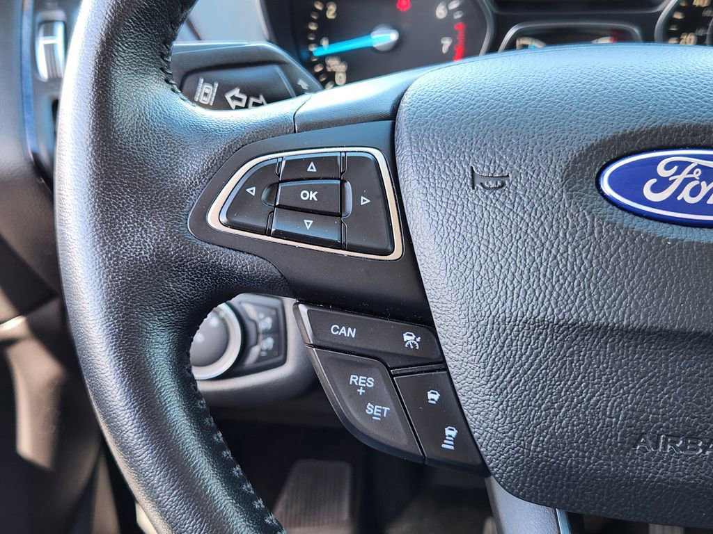 Used 2019 Ford Escape Titanium image 18
